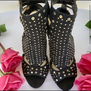 Jessica Simpson studded black wedge shoes